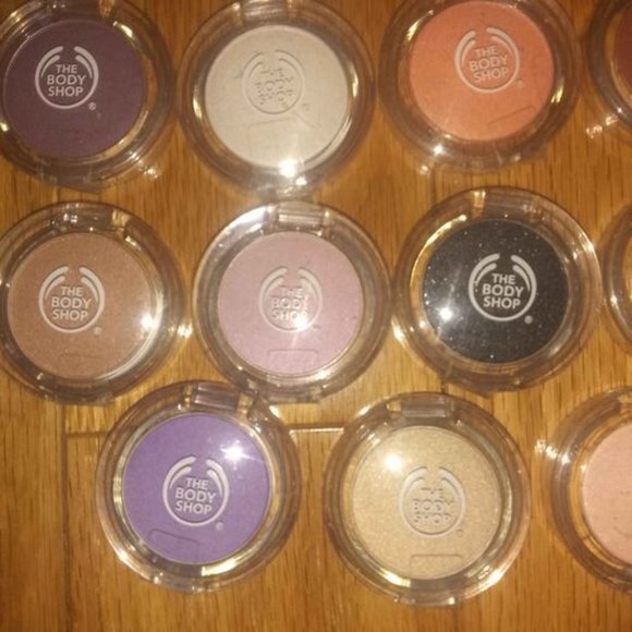 The Body Shop Eyeshadow Singles Lot Deal - Picture 2 of 3